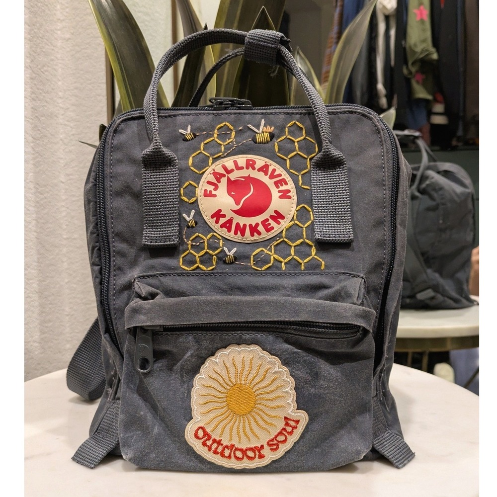Fjallraven Kanken Mini Backpack Gray Custom Embroidered Bee Outdoor Soul Patch